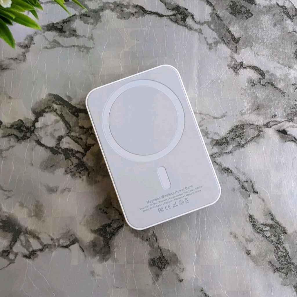 10000mAh Magsafe Wireless Charger – Portable Magnetic Power Bank