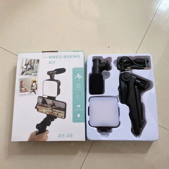 Smartphone & Camera Vlogging Studio Kit – U-Shaped Grip with Cold Shoe Mount